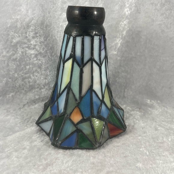 Other - Vintage Stained Glass Lily Style Lamp Shade
